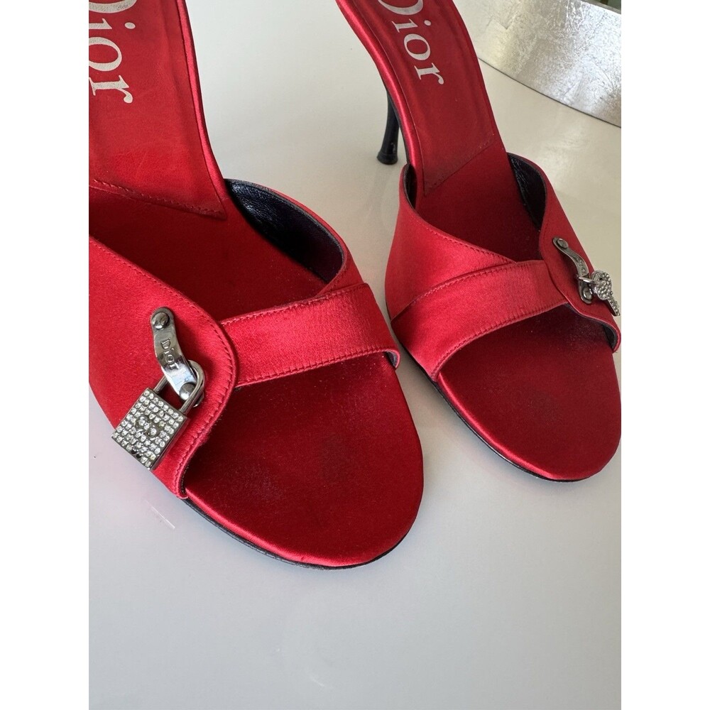 Vintage Dior Galliano Red Satin Lock & Key Mules EU 37.5 Authentic Shoes Y2K - Picture 3 of 11